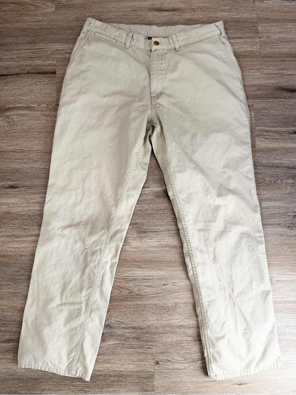 NWOT - Men’s Patagonia Organic Cotton Khakis